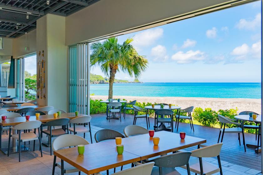 【Room Selection】南国リゾートステイ ハシゴできる朝食、お部屋から眺めるエメラルドグリーンの海