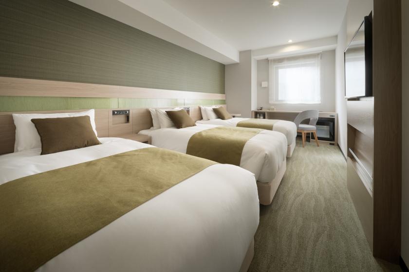 [All rooms are non-smoking] Perfect for sightseeing and leisure! Standard Plan [Breakfast included] Walking distance from JR Hakata Station and Subway Gion Station!