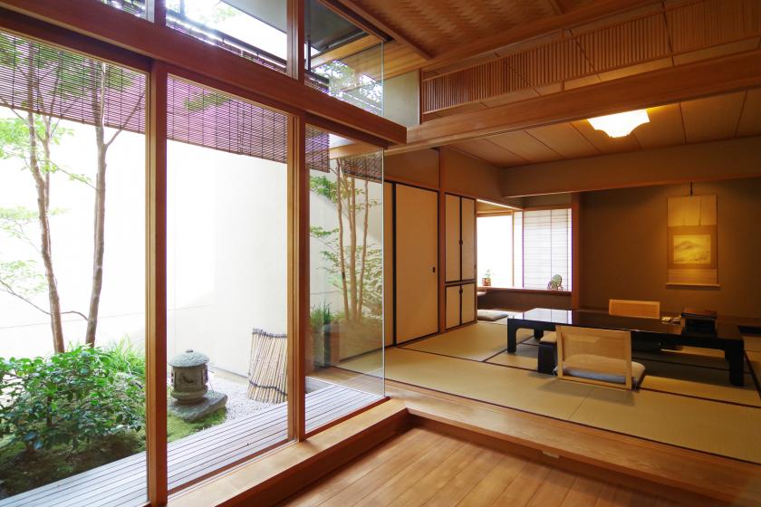 New Wing  Room 52 - Built 2006 - Room facing a tsuboniwa courtyard garden  (2nd Floor/57㎡)