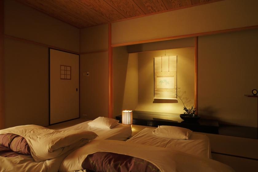 【新館51号室】～平成のお部屋～　新しさの中に伝統が息づくお部屋（本間10帖＋板の間）