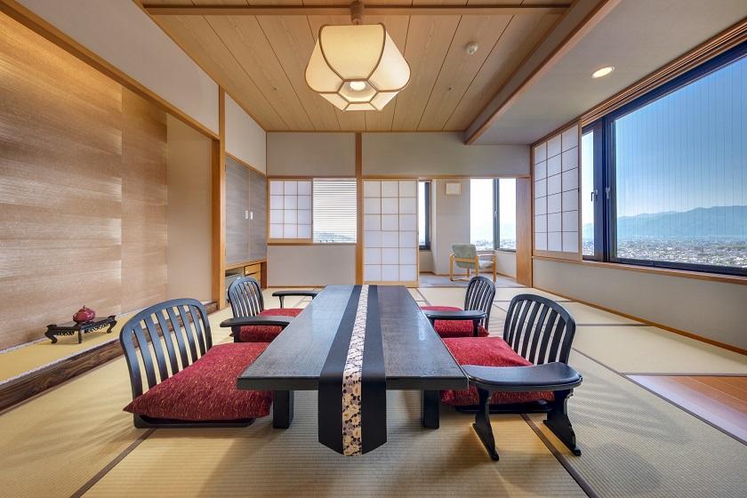 Nishi-no-Yakata Japanese-style room with hot spring bath (55 square meters)