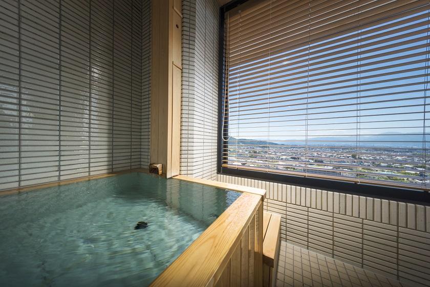 Nishi-no-Yakata Japanese-style room with hot spring bath (55 square meters)
