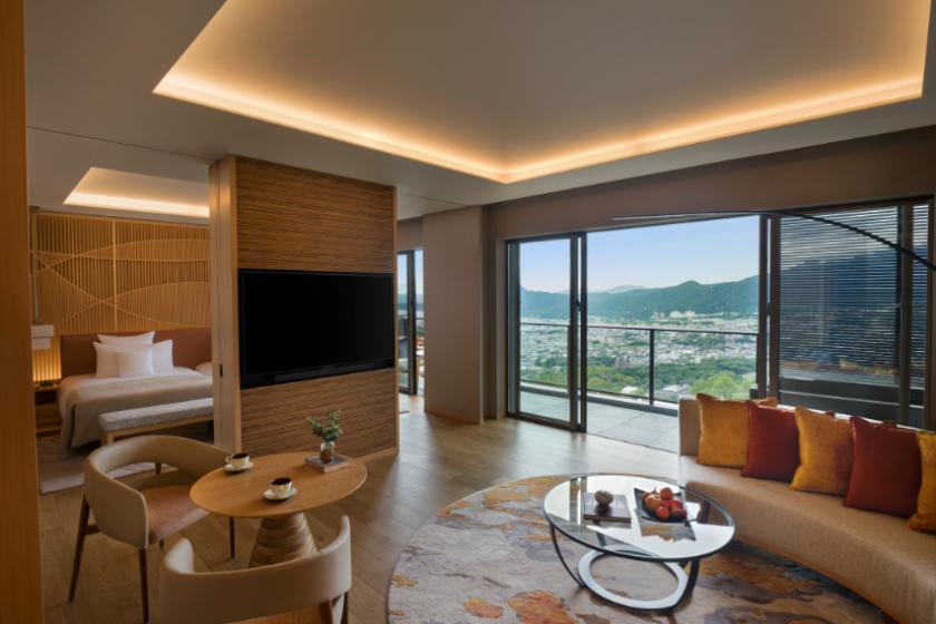 Premium Suite (with guest room open-air bath)