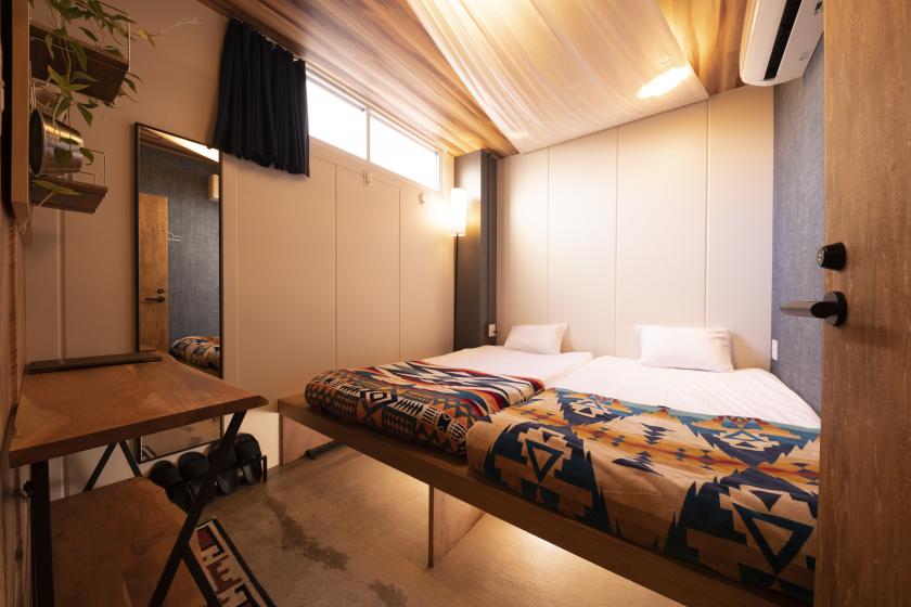 "Camp Concept" Twin Room (Futon)