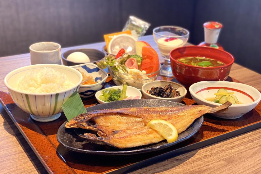 Hokuriku gift! [Delivered to your home after check-out] Comes with a gift set carefully selected by a local Hokuriku fish store <Breakfast included>