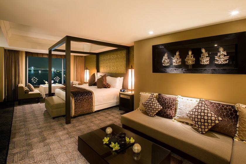 Designer's Suite & Room (Luxury Oriental)