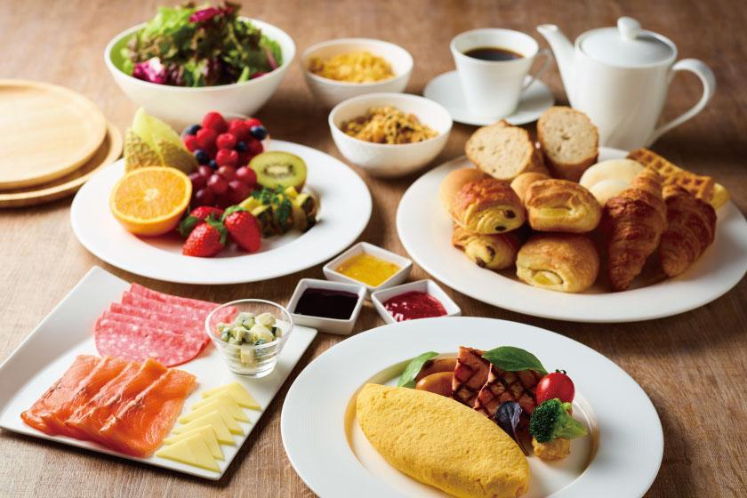 [For IHG®One Rewards members only] (Breakfast included)