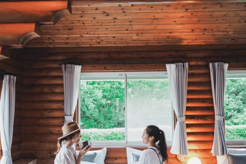 [If you're lost, this is it! ] Wake up to the sound of birds! A spring-only plan that includes dinner and breakfast, where you can stay in cabins and tents that give you a spring feel.