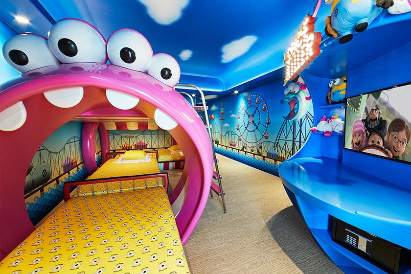 MINIONS ROOM 3 ~Super Silly Fun Land, a Memorable Place for Gru and the Girls~ with Breakfast