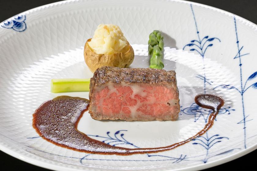 [Best Rate] [Ryuguden Kaiseki] Enjoy Kaiseki cuisine with Royal Copenhagen tableware