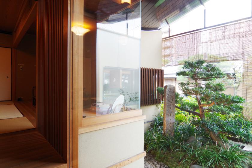 New Wing  Room 53 - Built 2006 - Room facing a tsuboniwa courtyard garden  (2nd Floor/49㎡)