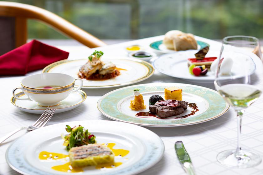 [Most popular plan] ≪1 night with 2 meals≫ Dinner is French "Four Seasons Course"