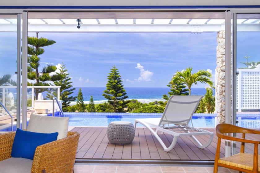 Ocean View Suite Villa (1 Bedroom) – with a heated private pool, hot tub, and sauna