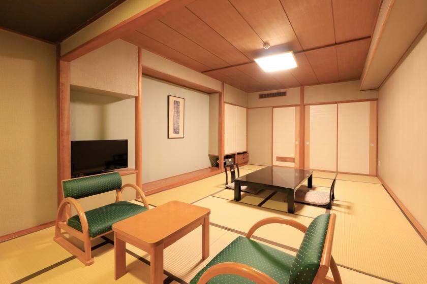 Japanese-style room 12 tatami/non-smoking