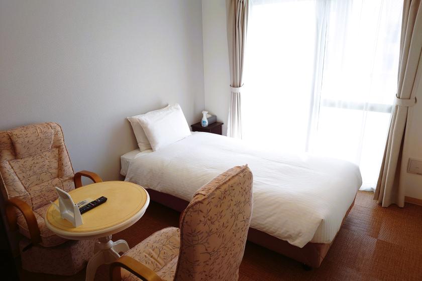 【女子旅プラン】サロニアのドライヤー＆ヘアアイロンつき！大きなバスタブでホテル時間もリラックス♪