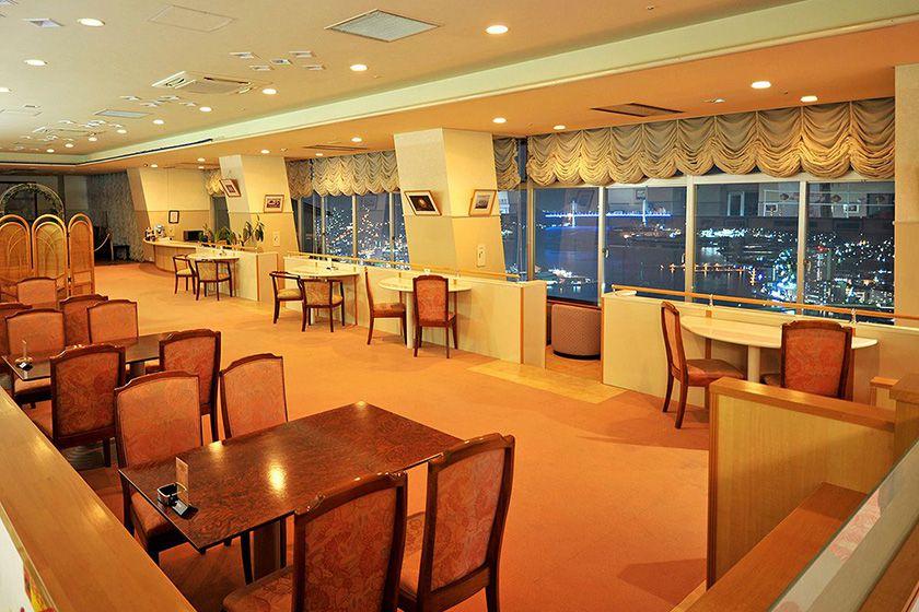 ＜通年プラン＞【夕・朝食付】卓袱料理を堪能できる♪期間・室数限定★お部屋タイプおまかせでお得に宿泊