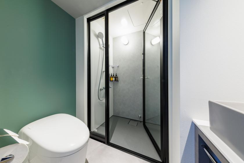 [Non-smoking] Single/Shower 2 people use 1 bed
