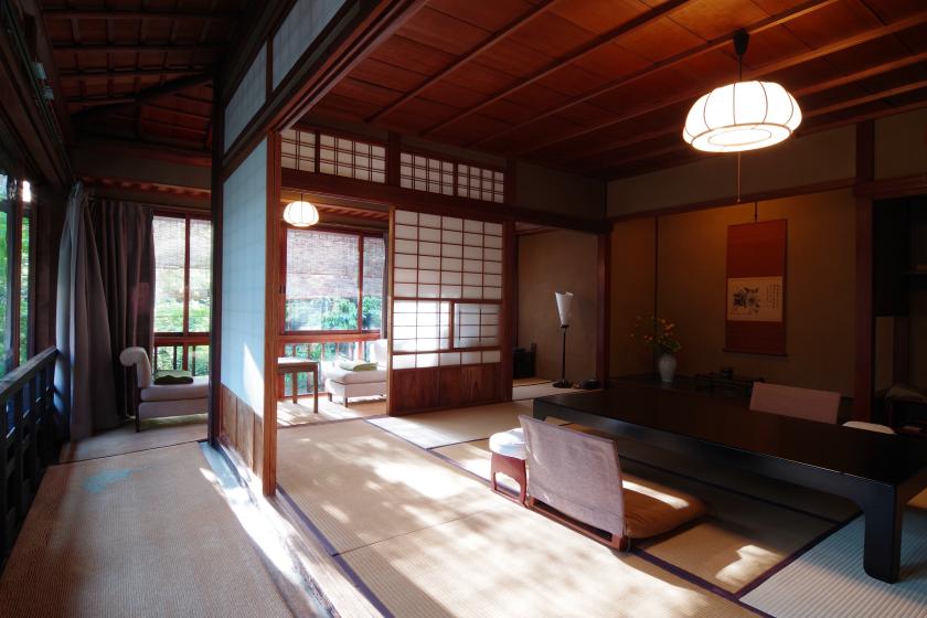 Main Building  Room 19 - Early 1800s, original structure - A corner room that retains the patina of time  (Second floor/61㎡)