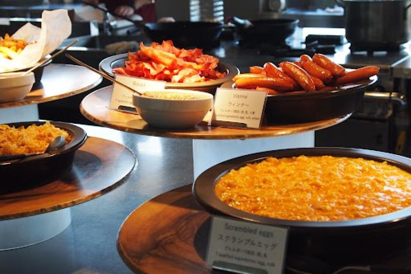 【夕朝2食付き】世界が絶賛するバスク料理を提供するホテル内メインダイニング「イスルン」のコースディナー＆ヴィソン朝食ビュッフェ　23.1001～