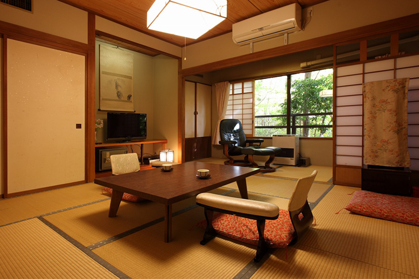 Annex C (Japanese-style room 10 tatami mats)