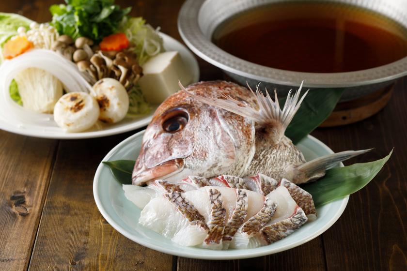 [Spring only] New Japanese cuisine course with cherry blossom sea bream dyed in spring colors.Enjoy the ``Awaji natural cherry blossom sea bream suki-nabe'' supervised by chef Haruyuki Yamashita (dinner and breakfast included)