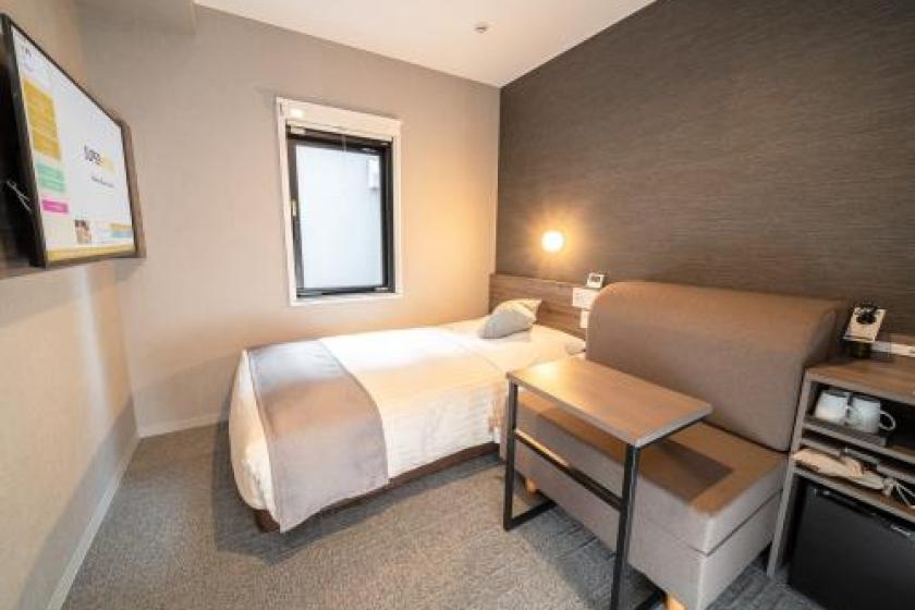 【Breakfast included】【No Smoking】Small Double Room with Sofa