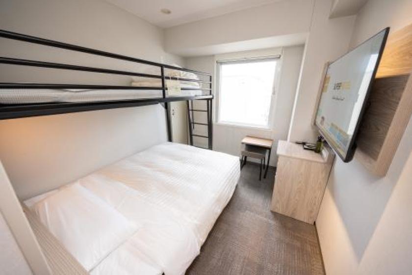 (コピー)■SUPER ROOM【one double-sized bed+one loft bed】