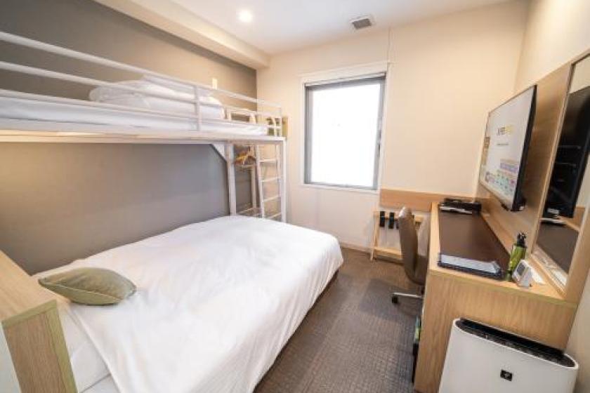 【Without meals】【No Smoking】Room with 1 Double Bed with Loft Bed