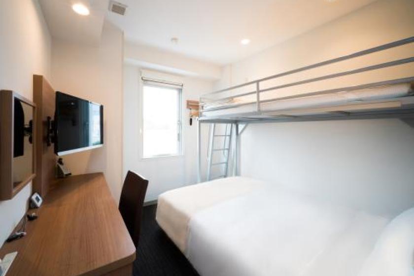■SUPER ROOM【one double-sized bed+one loft bed】