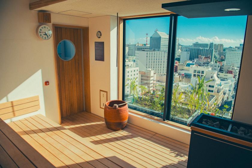 [Premium] 0 minutes walk from Kokusai Street! Naha's most spacious rooms, private lounge, rooftop terrace with jacuzzi, Naha view sauna on the top floor, all-weather heated pool (includes a rich buffet breakfast with over 80 dishes)