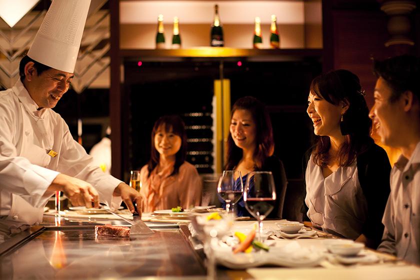 [Special dinner with a delicious mouthwatering meal] Enjoy a conversation with the chef as you watch the Teppanyaki dinner "Southern Cross" prepared right before your eyes <2 meals included>