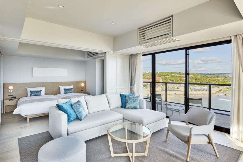 Deluxe corner suite (60 square meters/with terrace/2nd-4th floor) <Ocean view>