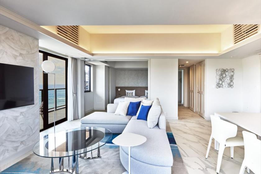 Premier corner suite 2 bedrooms (120 square meters/with terrace/6th-10th floor) <Ocean view>