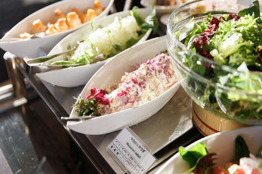 【夕朝食付】夕食はレストランでオーダーバイキング、夏の夜を彩るシェフ渾身の中国料理をお愉しみください