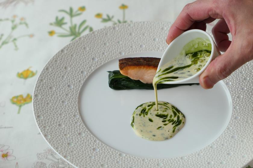 [Spring only] Plan to enjoy French cuisine "spring gastronomy" <Dinner and breakfast included> ~Full course to enjoy caviar, foie gras, lobster from Brittany, and baby pigeon from Lakan~