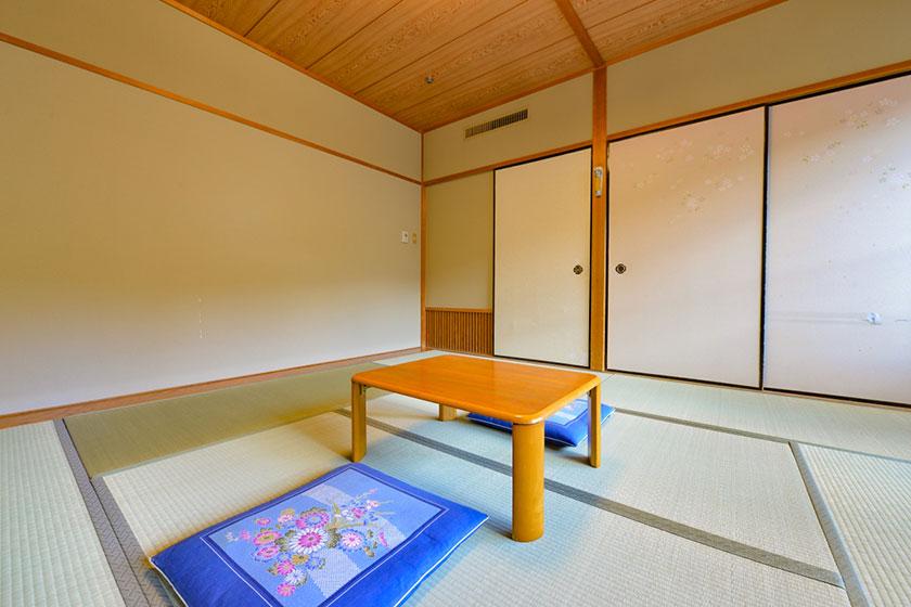 【禁煙】エコノミー和室8畳内風呂なし(桜館)