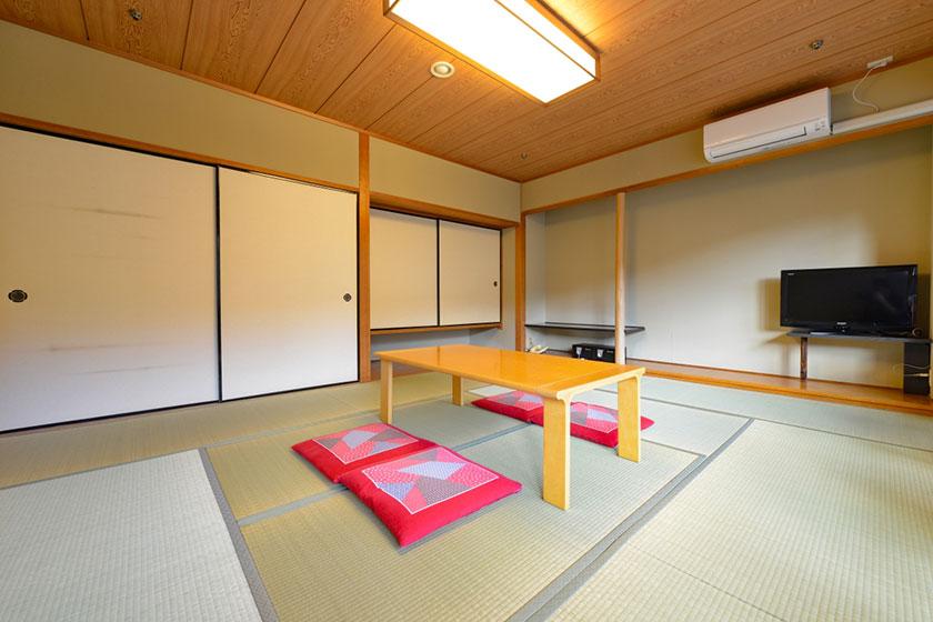 【禁煙】エコノミー和室10畳内風呂なし(桜館)