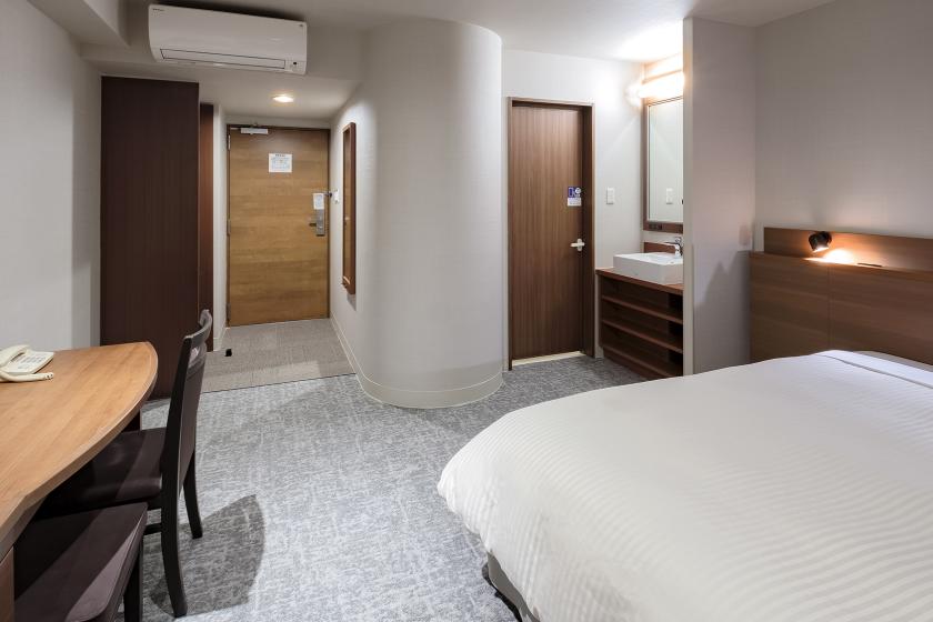 [Business] Includes a 4,000 yen QUO card!! Business trip support plan!! Free flat parking lot [Room only]