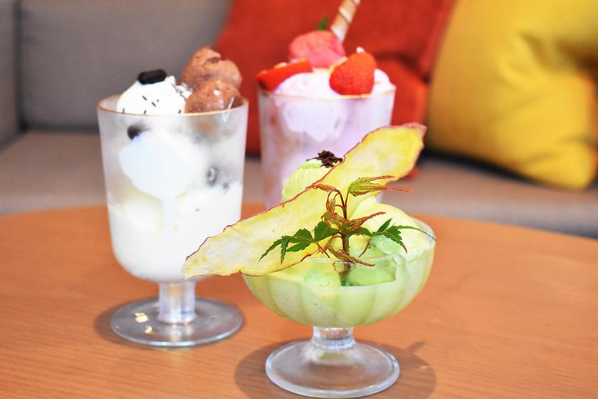 [An experiential hotel stay for families and couples] Make your own original, one-of-a-kind ice cream parfait!