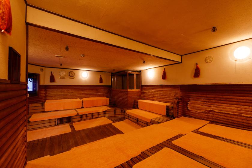 [Recommended for business trips! -Room only-] ■A little drinking plan for one person■ In the evening, a draft beer (medium) and one speed menu item are included at the Japanese restaurant "Nemaru"! Relax and enjoy the natural hot springs and sauna♪