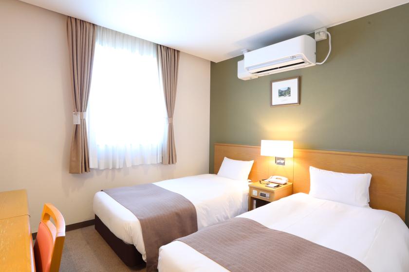 [Long stay plan] 12:00 IN and 12:00 OUT, you can stay for up to 24 hours (breakfast included) Wi-Fi available + near the station / free parking