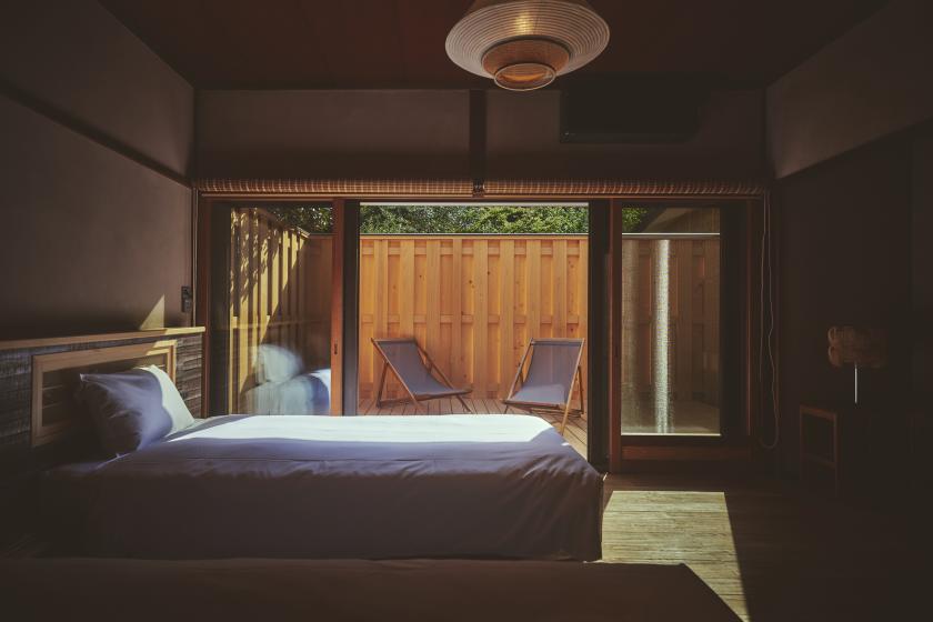 [ICHIRO] A nostalgic room with a private wooden deck. Spaj with unit bath