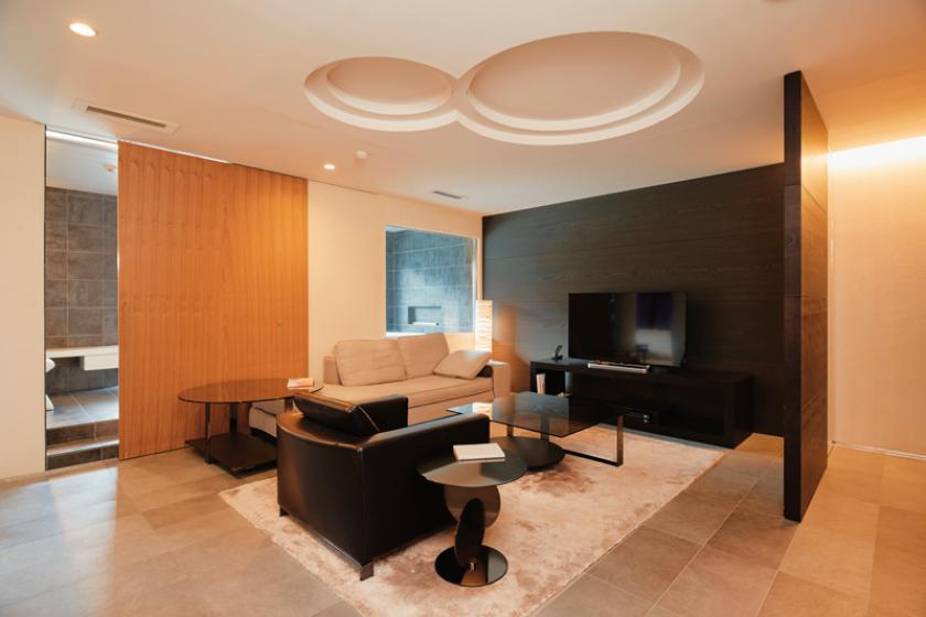 本館モダンスイート　307号室「あやめ」