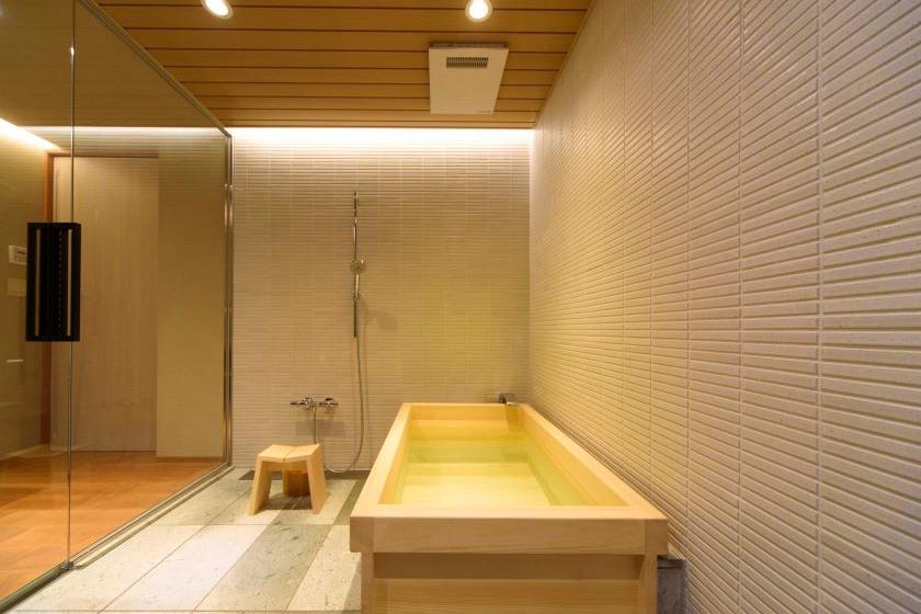 本館ラグジュアリースイート　301号室「胡蝶」