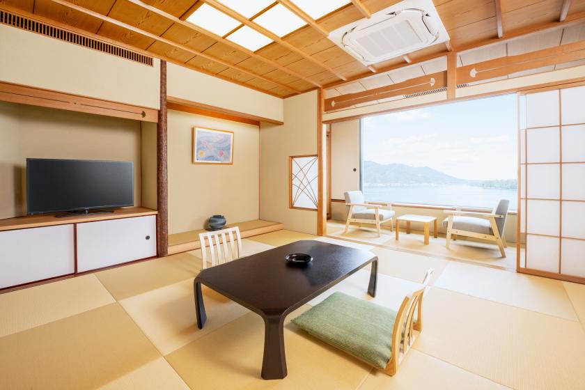 [Non-smoking] Japanese-style room with observation bath (10 tatami mats) (Ocean view)