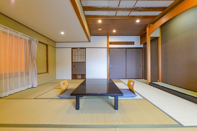 【禁煙】スーペリア和室12畳高層階内風呂あり(本館 海側)