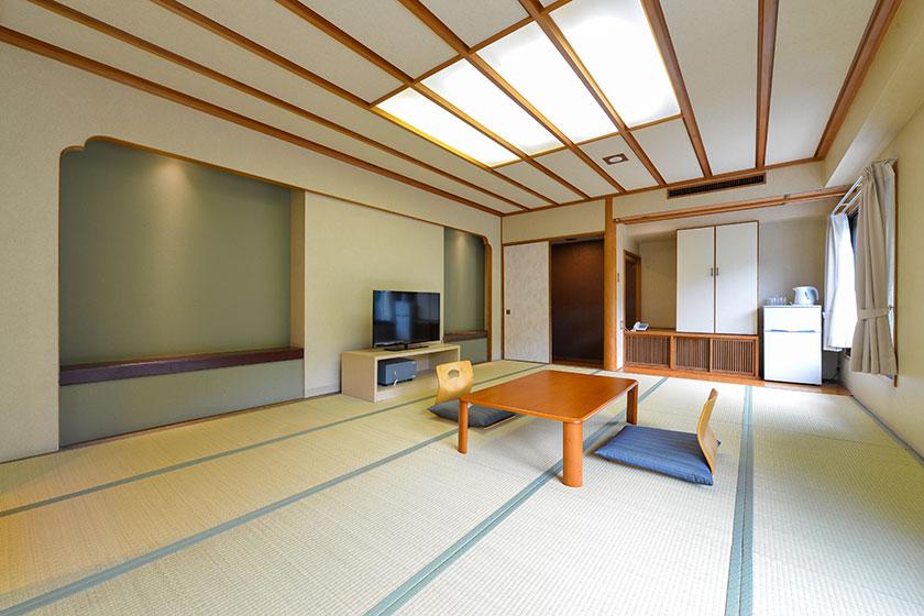 【禁煙】エコノミー和室14畳内風呂なし(本館 眺望なし)