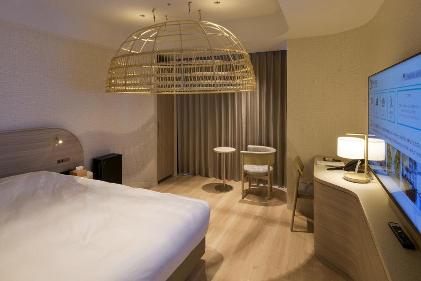 [Cocoon Room] Double bed / Unit shower / 20 square meters / Non-smoking