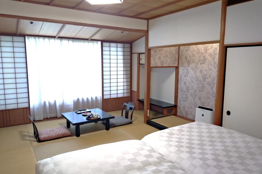 Rooms available for the autumn holidays! Children up to half price, one night with two meals from 14,800 yen