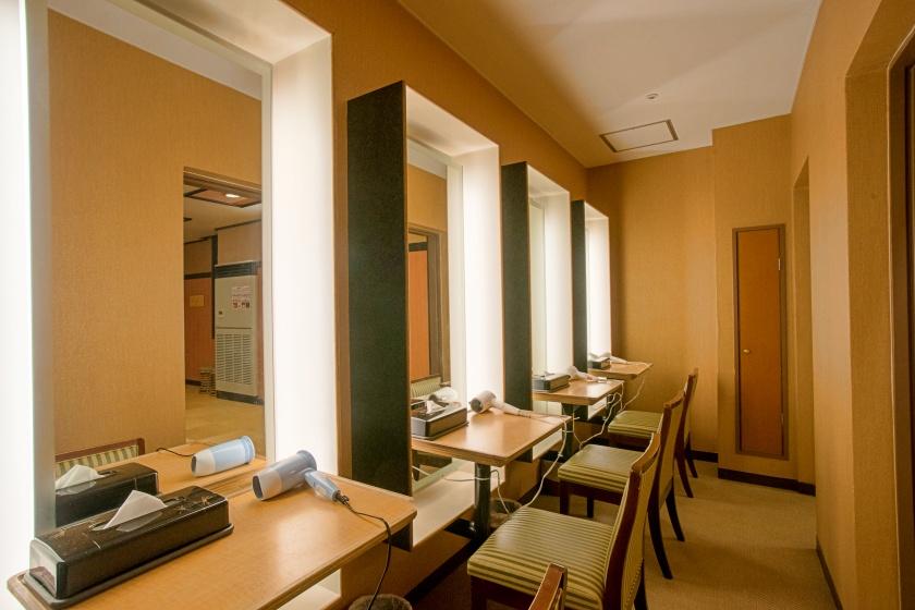 1名利用【シンプルステイ】Wi-Fi無料♪全室完備／朝食付き